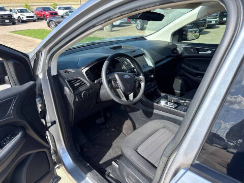 2020 Ford Edge SE