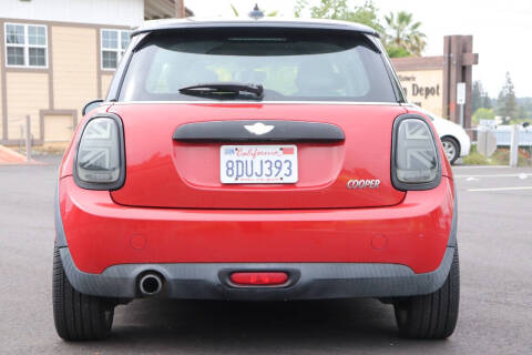 2014 MINI Hardtop Cooper