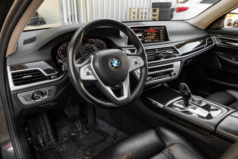 2021 BMW 7 Series 750i xDrive