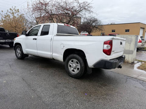 2017 Toyota Tundra SR