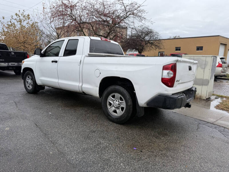 2017 Toyota Tundra SR