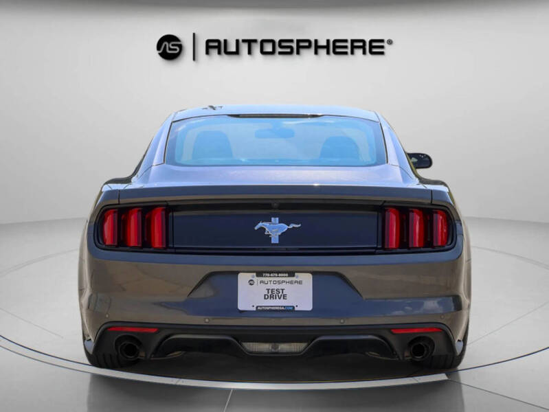 2016 Ford Mustang V6