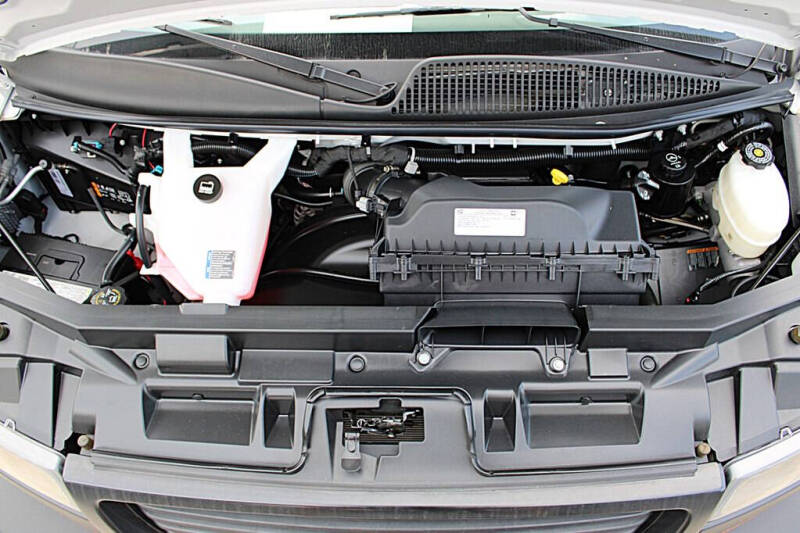 2023 GMC Savana 3500