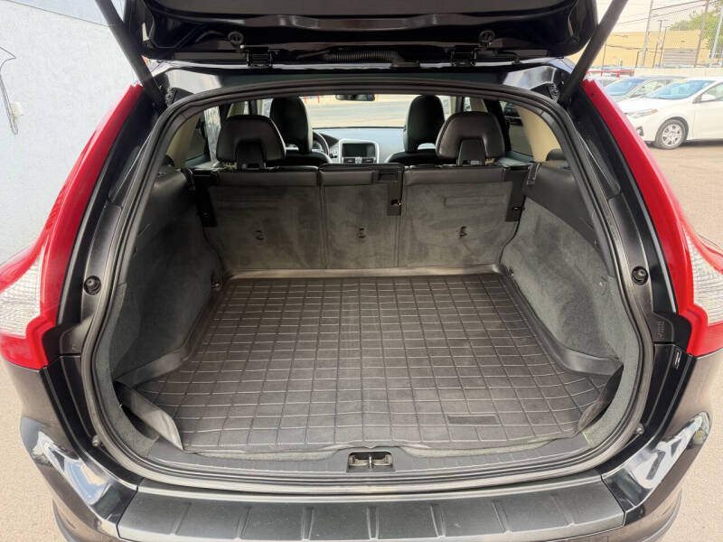 2012 Volvo XC60 T6