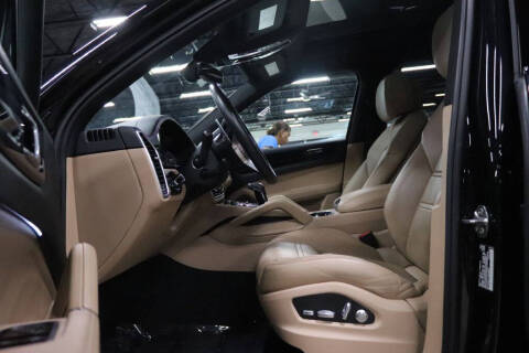 2020 Porsche Cayenne E-Hybrid