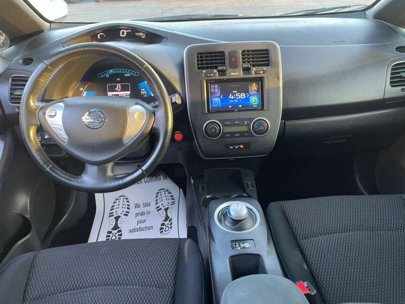 2013 Nissan LEAF S
