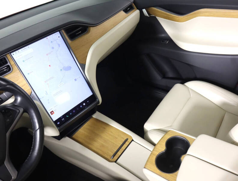 2018 Tesla Model X 75D