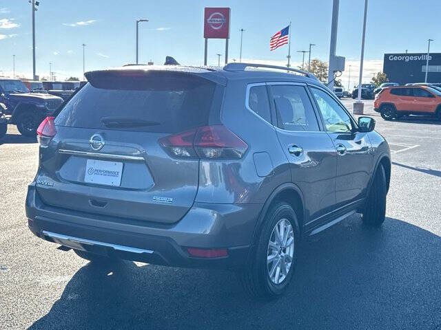 2020 Nissan Rogue SL