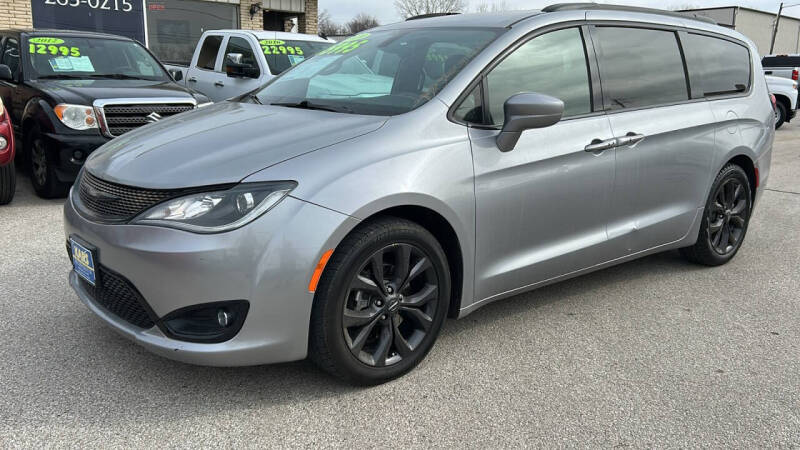 2019 Chrysler Pacifica Touring Plus