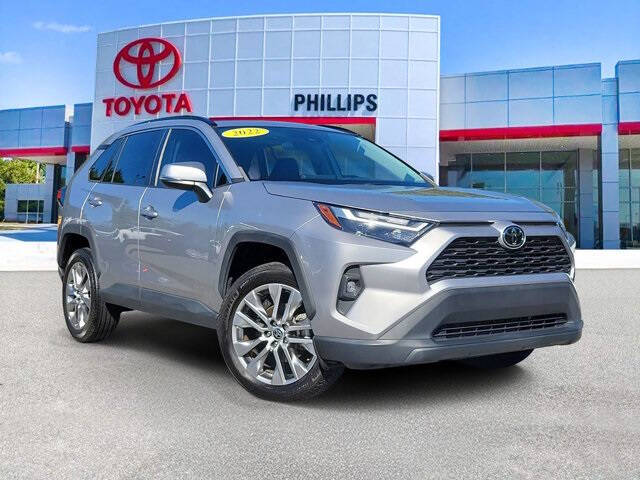 2022 Toyota RAV4 XLE Premium