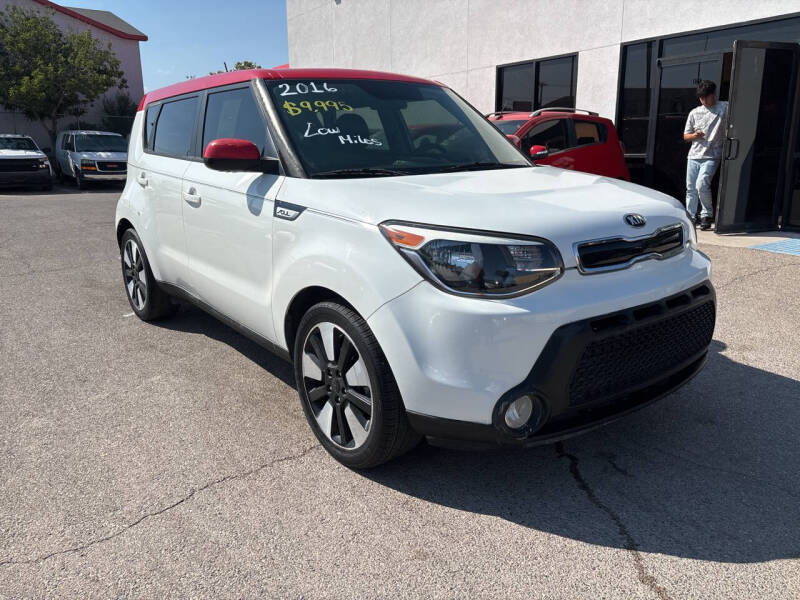 2016 Kia Soul +