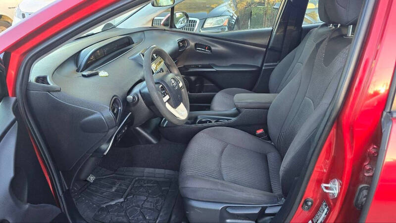 2018 Toyota Prius Two