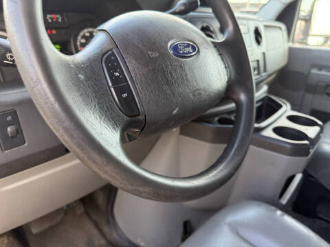 2011 Ford E-Series E-250