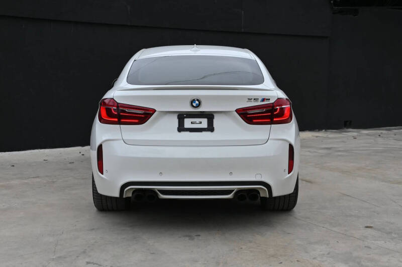 2018 BMW X6 M