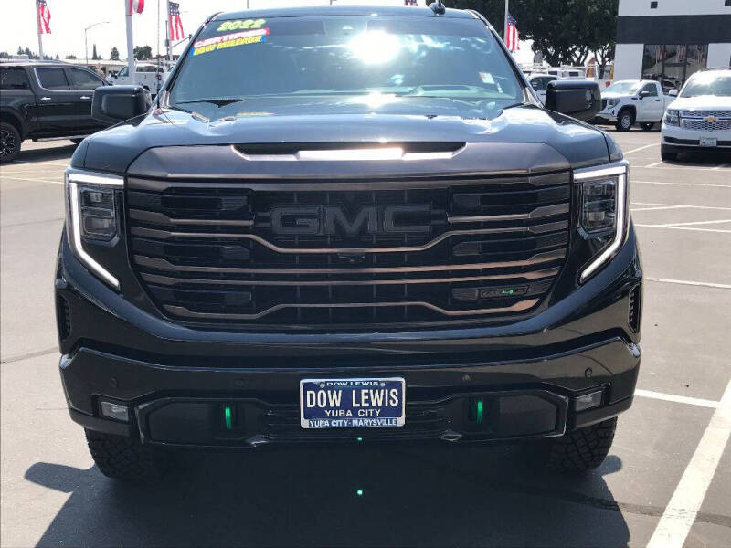 Used 2022 GMC Sierra 1500 AT4X with VIN 3GTUUFEL2NG608231 for sale in Yuba City, CA