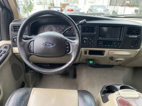 2005 Ford Excursion Eddie Bauer