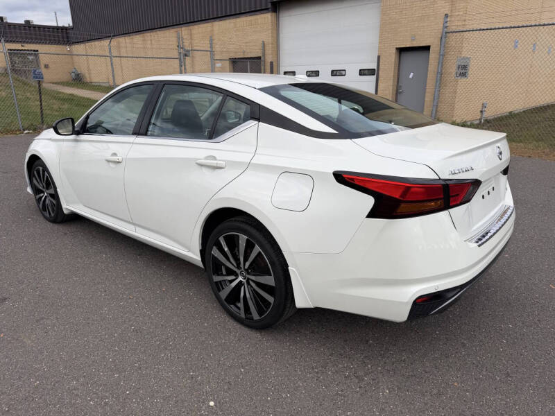 2021 Nissan Altima 2.5 SR