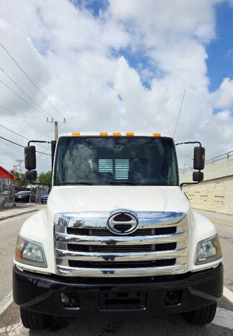 2015 Hino 338