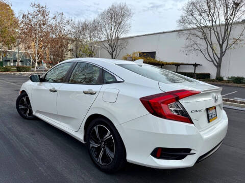 2018 Honda Civic Touring