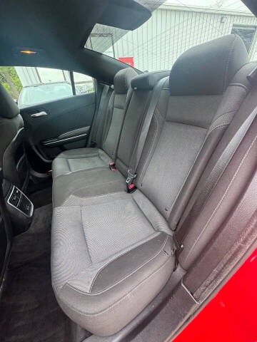 2015 Dodge Charger SXT