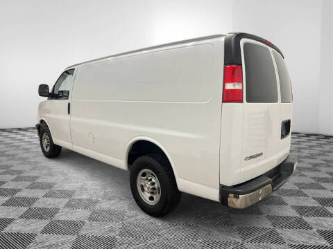 2021 Chevrolet Express 2500