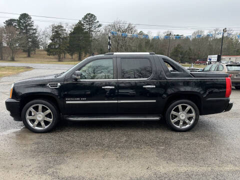 2010 Cadillac Escalade EXT for sale at Preferred Auto Sales in Whitehouse TX