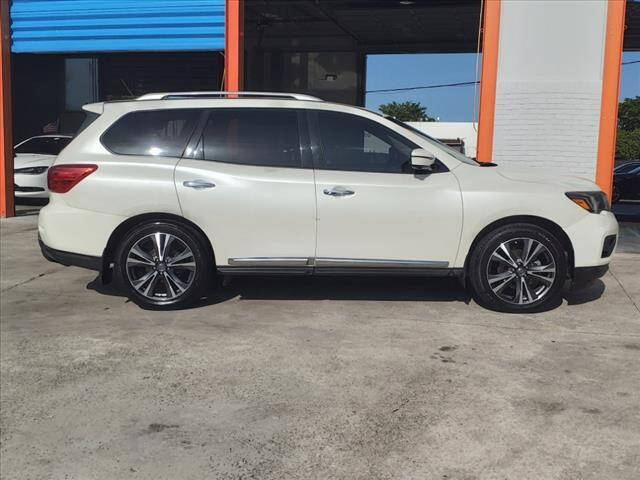 2017 NISSAN Pathfinder SUV / Crossover - $13,999