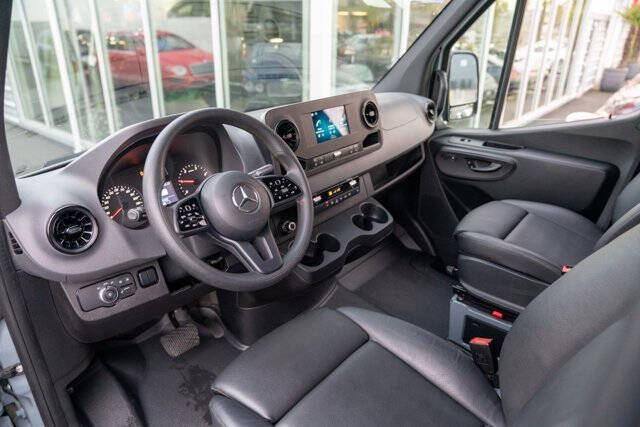 2020 Mercedes-Benz Sprinter 10