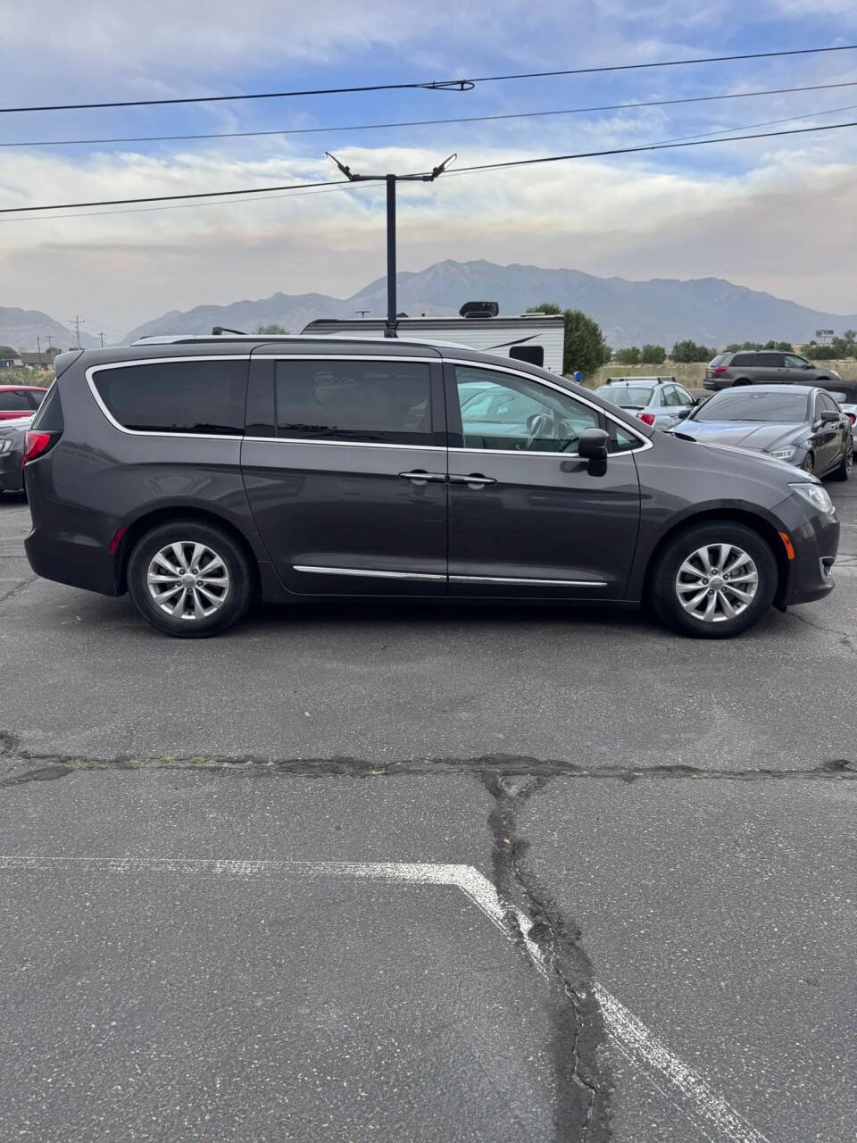Gray 2018 Chrysler Pacifica Touring L Touring L 4dr Mini-Van 2