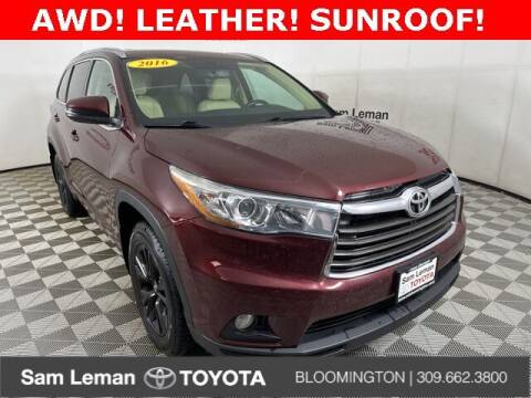 2016 Toyota Highlander for sale at Sam Leman Toyota Bloomington in Bloomington IL