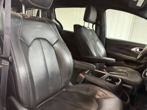 2019 Chrysler Pacifica Touring L Plus