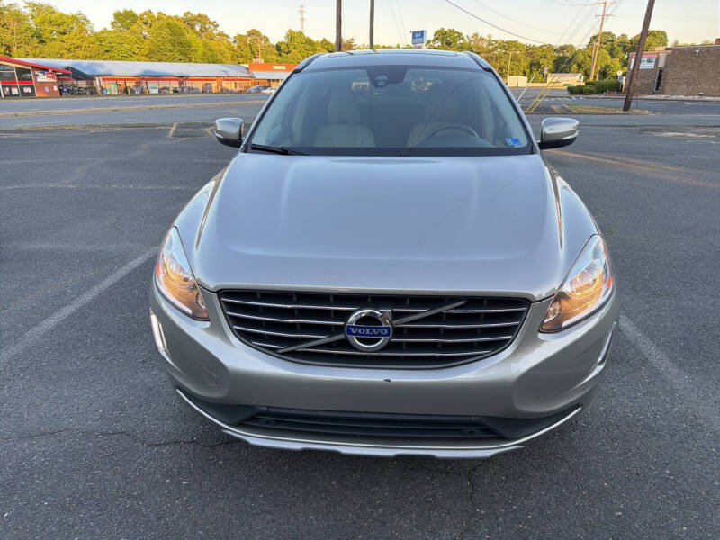 2016 Volvo XC60 T5 Drive-E Premier