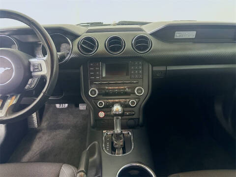 2015 Ford Mustang V6