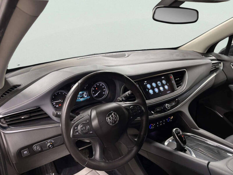 2018 Buick Enclave Essence