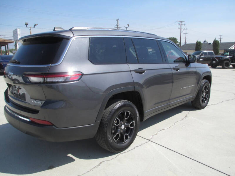 2023 Jeep Grand Cherokee L Laredo photo 6