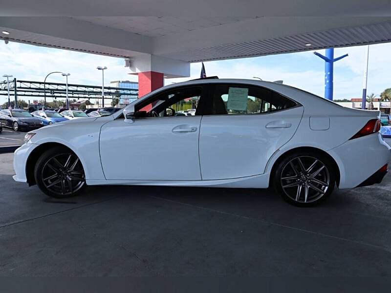 2016 Lexus IS 300