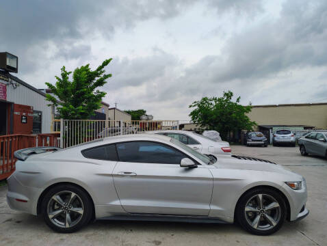 2016 Ford Mustang V6