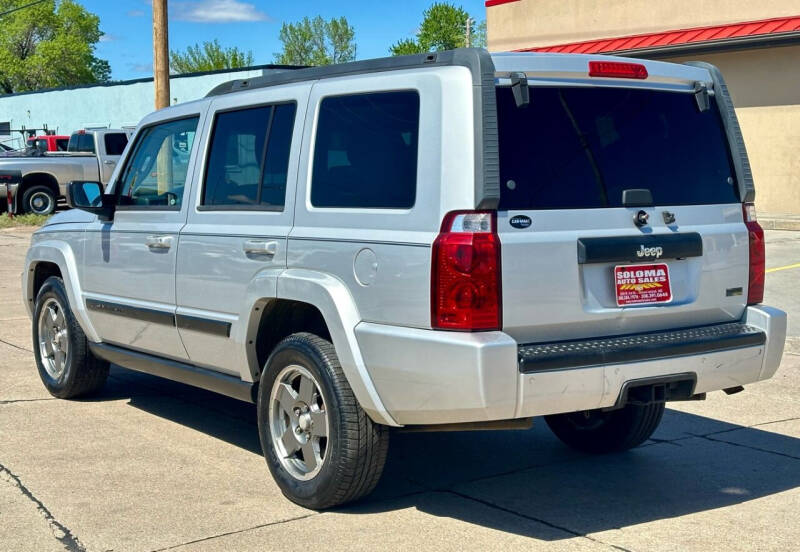 2007 Jeep Commander Sport