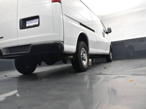 2023 Chevrolet Express 2500