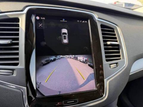 2023 Volvo XC90 B5 Core