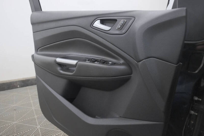 2013 Ford C-MAX Hybrid SE