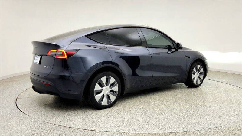 2024 Tesla Model Y Long Range