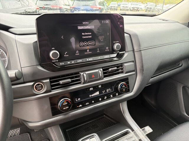 2023 Nissan Pathfinder S