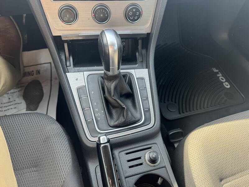 2016 Volkswagen Golf