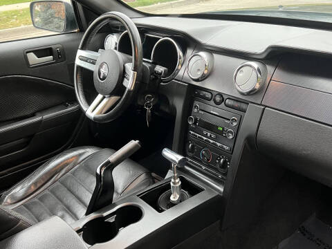 2008 Ford Mustang GT Deluxe