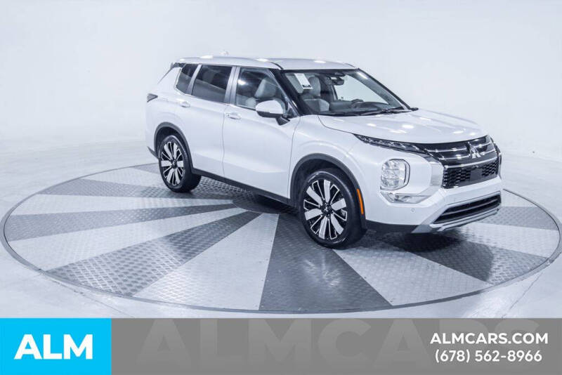 2025 Mitsubishi Outlander SE