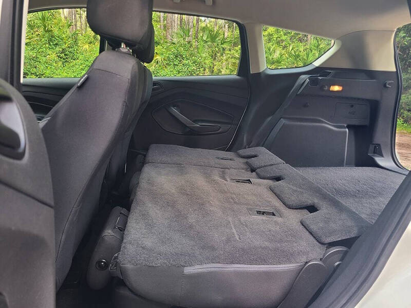 2015 Ford Escape S