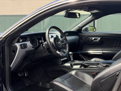 2017 Ford Mustang EcoBoost Premium