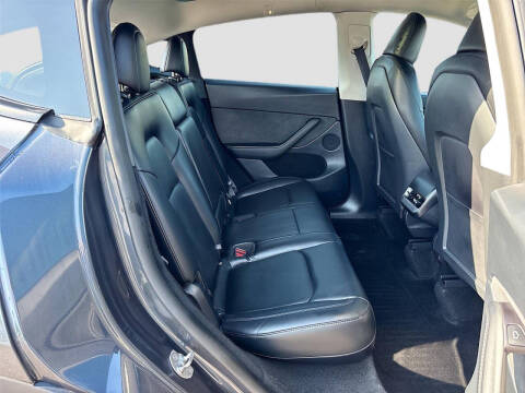 2025 Tesla Model Y Long Range