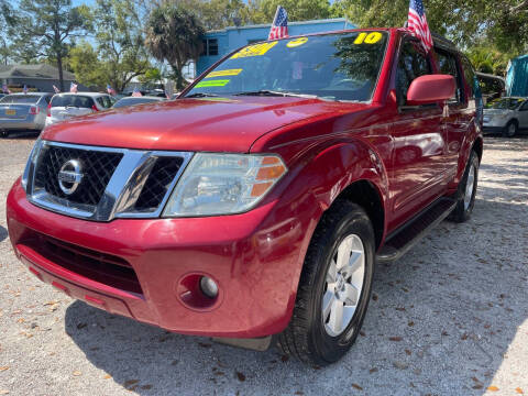 2010 Nissan Pathfinder LE